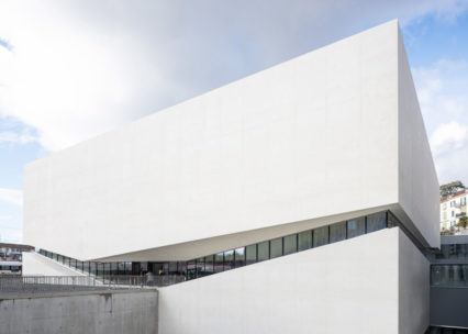 Café Lumen, Lausanne, Plateforme 10